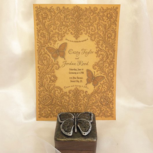  vlinder bruiloft uitnodiging op oud papier