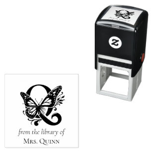 Vlinder Monogram Letter Q Uit de Bibliotheek Van Zelfinktende Stempel