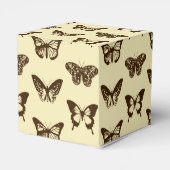 vlinderschets, chocoladebruin op beige bedankdoosjes (Achterkant)