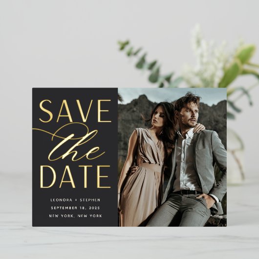 Vloeiend script | Enige Foto slaat de datum op Folie Uitnodiging (Staand Voorkant)