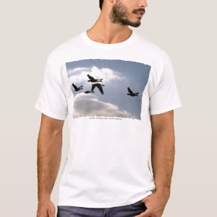 Vlucht van de Wilde Goose T-shirt Aanpassen me