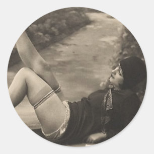 Vluchtige  insteekmeisjes ronde sticker