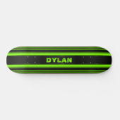 Voeg de Initialen van de Naam Groene Stripe Zwarte Skateboard (Horizontaal)
