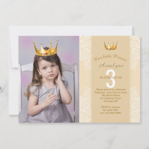 Voeg een prinses kroon toe aan uw foto-uitnodiging kaart