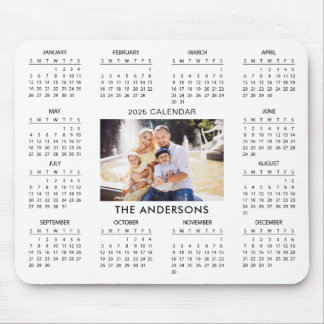 Voeg je eigen familiefoto 2025 kalender toe | muismat