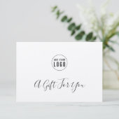 Voeg je Logo Rustic Kraft cadeaubon toe (Staand voorkant)