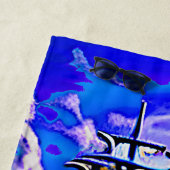 Voeg naam toe, gestileerde bruine piraat die verze strandlaken (In situ)