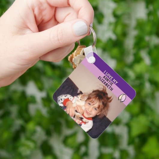 Voeg paarse bladzijden met twee zijden naam toe sleutelhanger (Hand)
