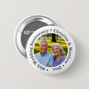 Voeg uw eigen koppel foto 60ste huwelijksjubileum ronde button 5,7 cm