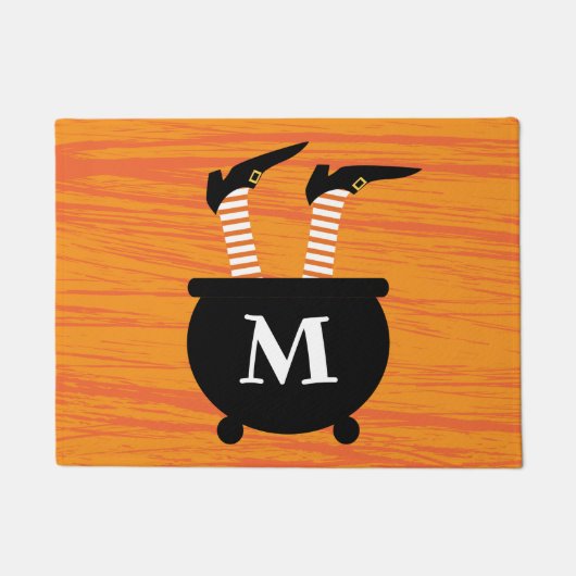 Voeg uw Initiaal toe | Witch in een heks Cauldron Deurmat (Voorkant)