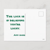 Voeling met een hond en een pot goud St. Patrick Feestdagenkaart (Achterkant)