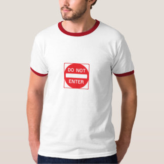 Voer geen wegteken in t-shirt