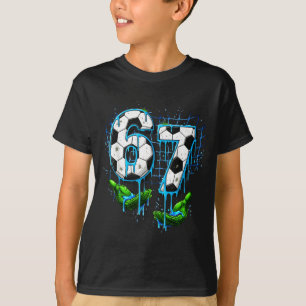 Voetbal 67 Kinderen Ijs Drip Grappig Zes Zeven Han T-shirt