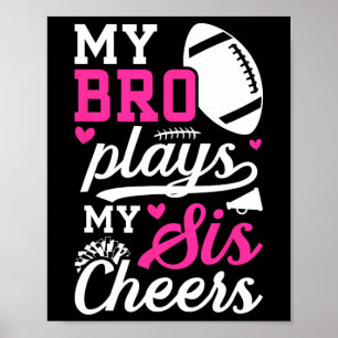 Voetbal en cheer zus van voetbalspeler en cheerlea poster