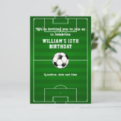 Voetbal Football veld aangepaste verjaardagsuitnod (Staand voorkant)