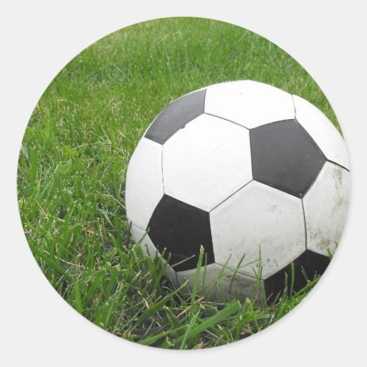 Voetbal in Grass Ronde Sticker (Voorkant)