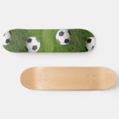 voetbal in Grass Skateboard (Horizontaal)