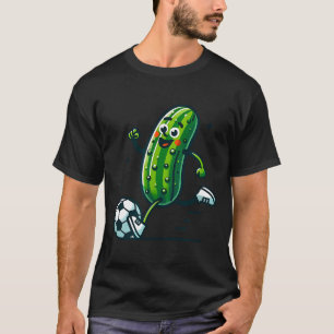 Voetbal komkommer die bal grappige augurk speler t-shirt