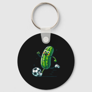 Voetbal komkommer die tegen bal schopt grappige au sleutelhanger