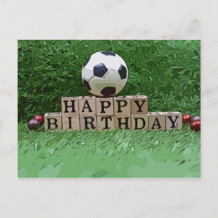 Voetbal met Happy Birthday-woord op groene auto Briefkaart