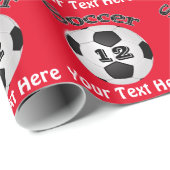 Voetbal met naam en Jersey nummer Cadeaupapier (Rol Hoek)