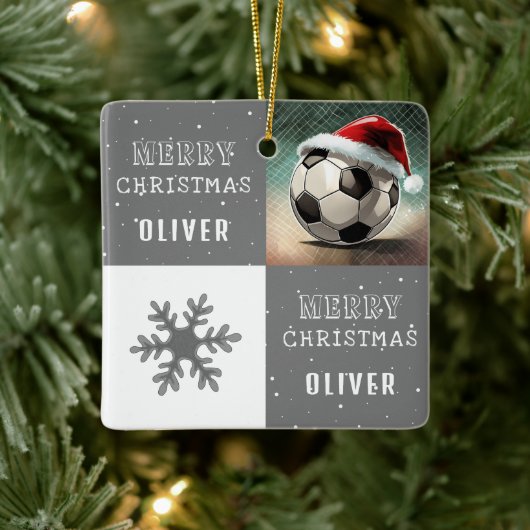 Voetbal met Santa Hat Snowflake Keramisch Ornament (Boom)