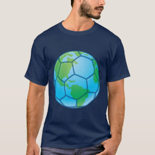 Voetbal van de wereldbeker op aarde t-shirt