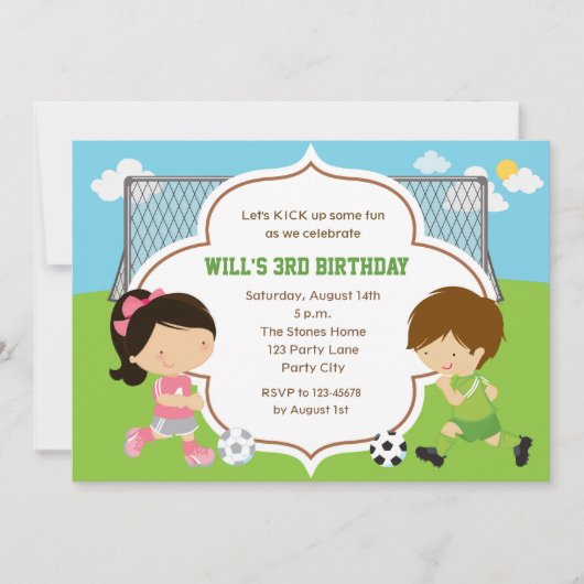 Voetbal Verjaardag Uitnodiging (Jongen & Meisje) m (Voorkant)
