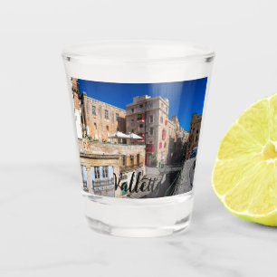 Voetbrug, smalle straat met trap in Valletta Shot Glas