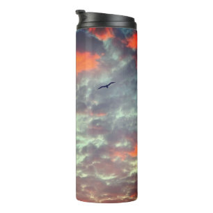 Vogel Vliegend Roze Wolken Lucht Foto Thermosbeker