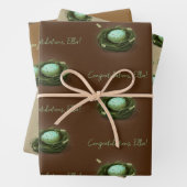 Vogelnesten met blauwe gevreesde eieren 3 aangepas inpakpapier vel (In situ)