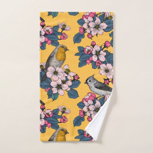 Vogels en bloesems op geel bad handdoek (Handdoek)
