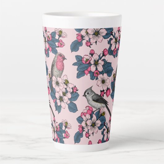 Vogels en bloesems op roze latte mok (Voorkant)