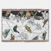 Vogels en vlinder op een zwarte en witte achtergro deken (Voorkant)