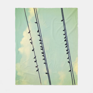 Vogels op draden,  blauwe lucht. fleece deken
