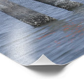 Vogels op Posts in Lake Foto Afdruk (Hoek)