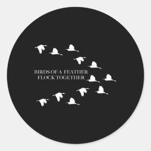 Vogels van een verenkoppel samen met een koppel vo ronde sticker