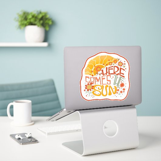 Voici le Sticker d'Inspiritisme Sun Retro (Ordinateur portable sur le bureau)