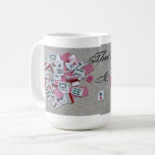 Voilà. tasse rose de tuile de parties (Devant gauche)
