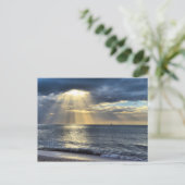 Voile dans le coucher du soleil - Carte postale (Debout devant)