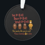 Voir No Evil 60th Birthday Collection<br><div class="desc">Ne vois pas le mal, ne parle pas le mal, n'entend pas le mal, mais la fête comme si tu étais le mal parce que 60 ans est amusant. Une idée-cadeau de 60e anniversaire humoristique avec des singes et des dessins animés.Étiquettes: "ne vois pas de mal", "n'entends pas de mal",...</div>