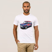 Voiture classique d'Union Jack mini sur le T-shirt (Devant entier)
