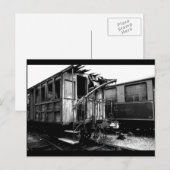 Voiture en bois abandonnée Le Mastrou Carte postal (Devant / Derrière)