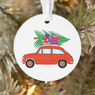 Voiture rouge avec cadeaux de Noël