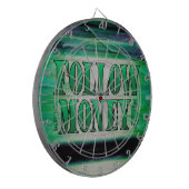 Volg de Grunge Dartbord (Voorkant Links)