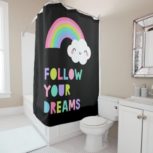Volg je droombeeld en regenboogwolk douchegordijn (In situ)