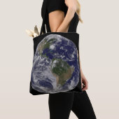 Volle aarde met orkaan Irene aan de oostkust. Draagtas (Dichtbij)