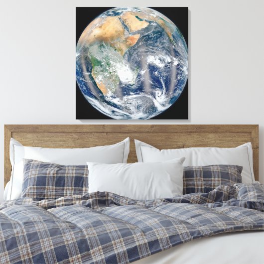 Volle aarde toont het oostelijk halfrond. canvas afdruk (Insitu (Slaapkamer))