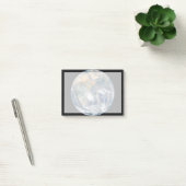 Volle aarde toont het oostelijk halfrond. post-it® notes (Kantoor)