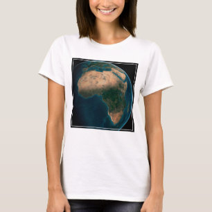 Volle aarde vanuit de ruimte boven het Afrikaanse  T-shirt